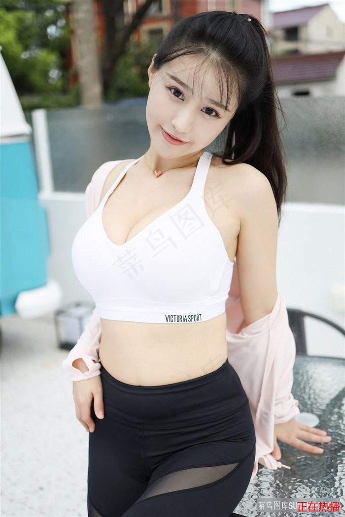 中国轰炸机 · 金瓶海之婬乱天在线观看 精彩合辑