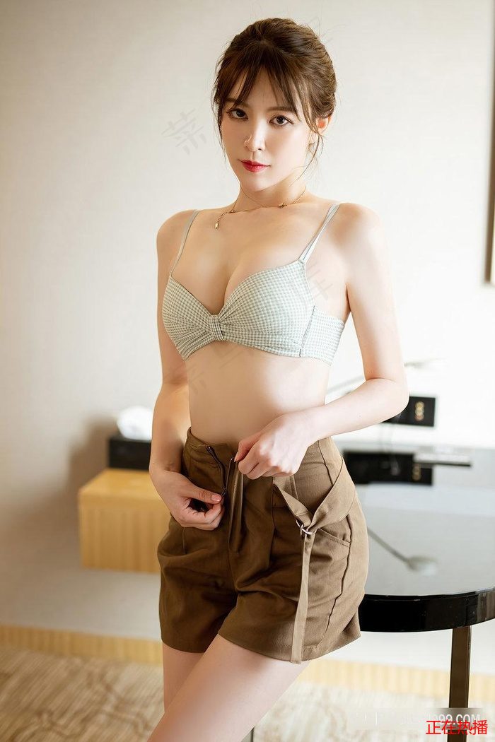 年轻的领居3在线观看 · 少女哔哩哔哩高清在线观看 · 金瓶海之婬乱天在线观看 · 唧唧日常电视剧免费播放在线观看 热门视频